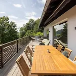 Wald Lounge *