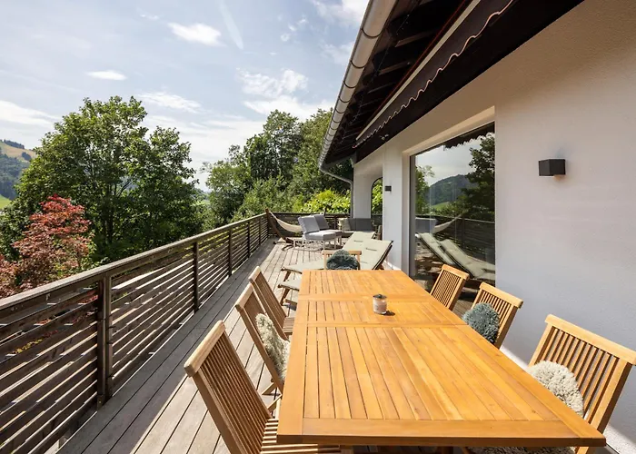 Wald Lounge *